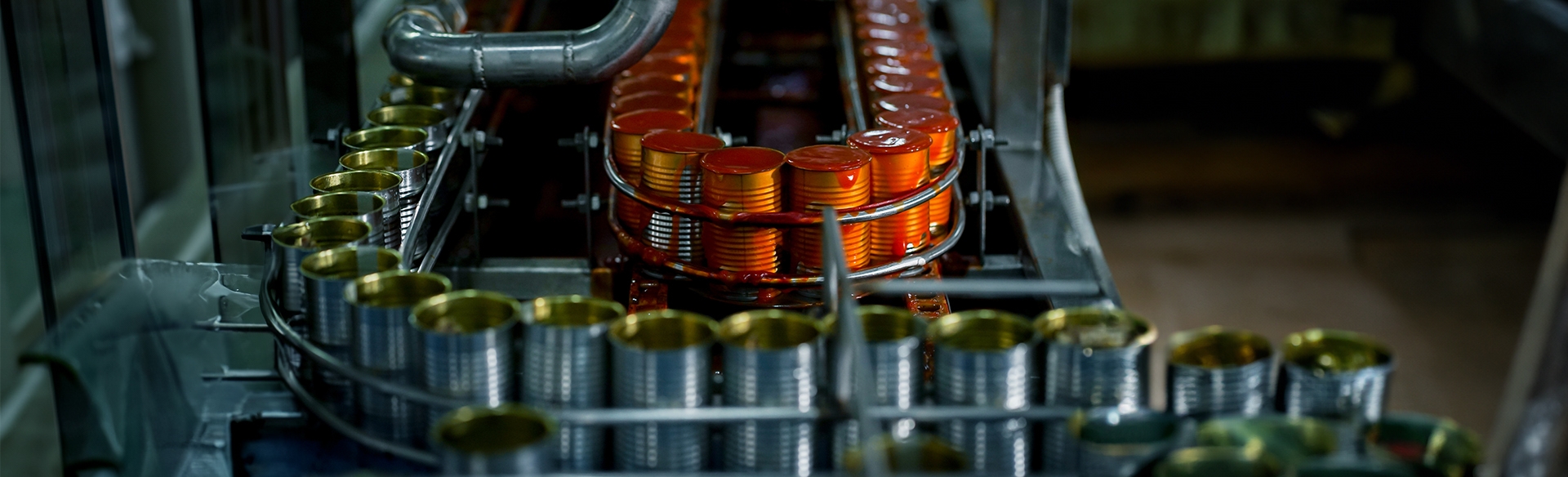 barattoli in catena di montaggio | Crédit Agricole barattoli in catena di montaggio | Crédit Agricole