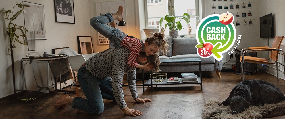 famiglia che gioca in soggiorno | Crédit Agricole famiglia che gioca in soggiorno | Crédit Agricole