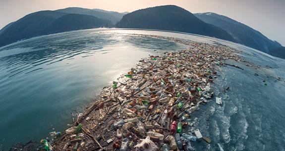 A plastic world: come gestire tutta la plastica che non ci serve più? | Crédit Agricole A plastic world: come gestire tutta la plastica che non ci serve più? | Crédit Agricole